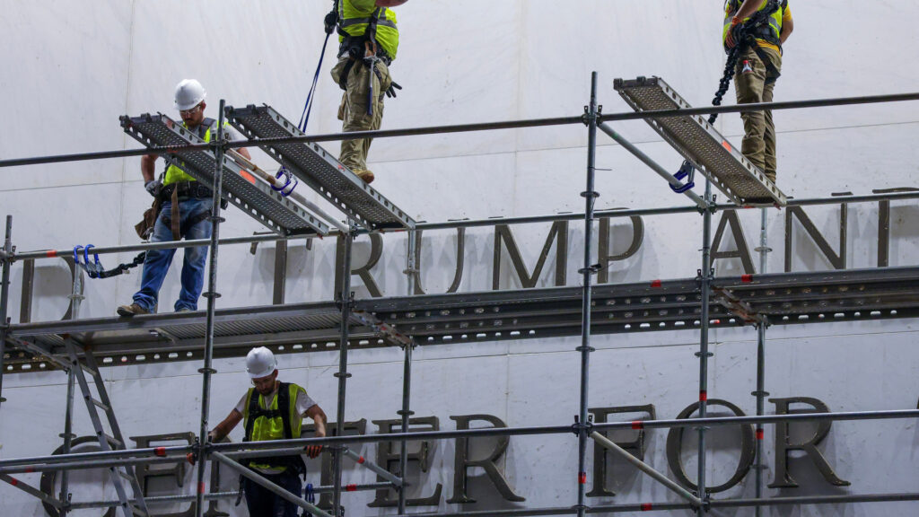 Donald Trump neve eltűnt a Kennedy Központról bírósági döntés nyomán