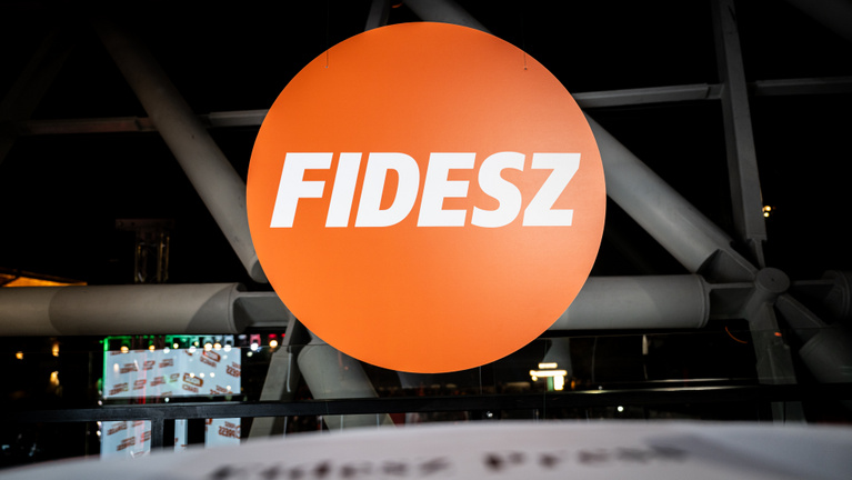 Fidesz: Modernkori ÁVH-t emlegetnek Bús Balázsék őrizetbe vétele miatt