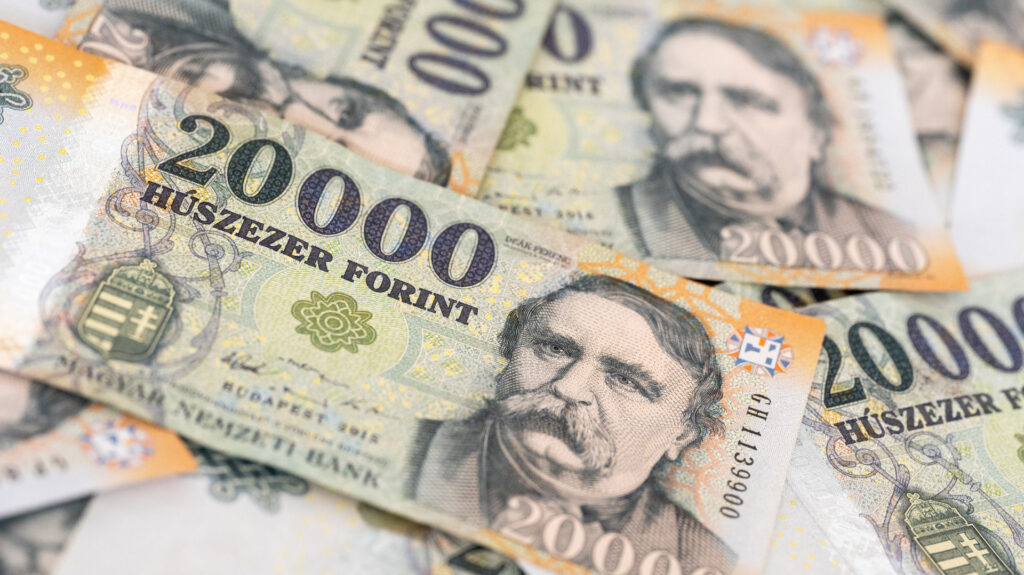 Forint erősödés és jövője: Szakértői elemzés a Portfolio klubján