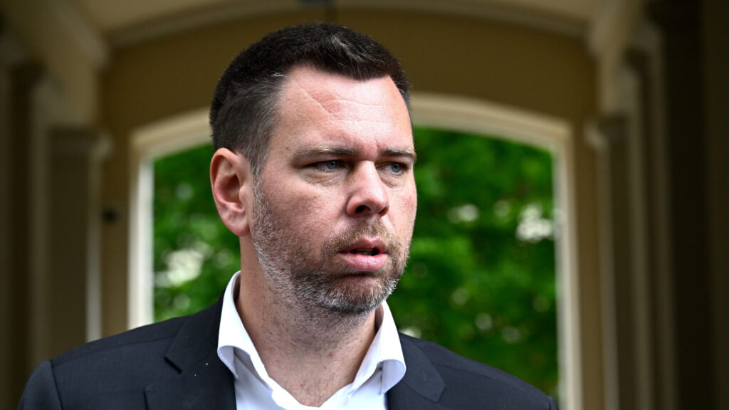 Hőségriadó miatt enyhítik a hétvégi kamionstopot