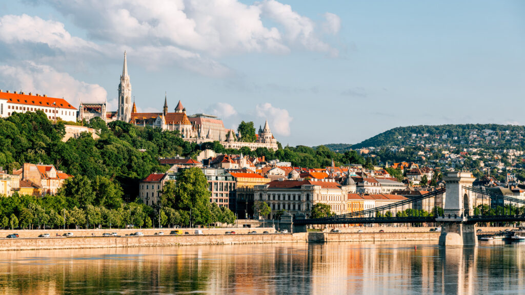 Hurráoptimizmus Magyarországon: intézményi felelősségvállalás nélkül nincs Svájc