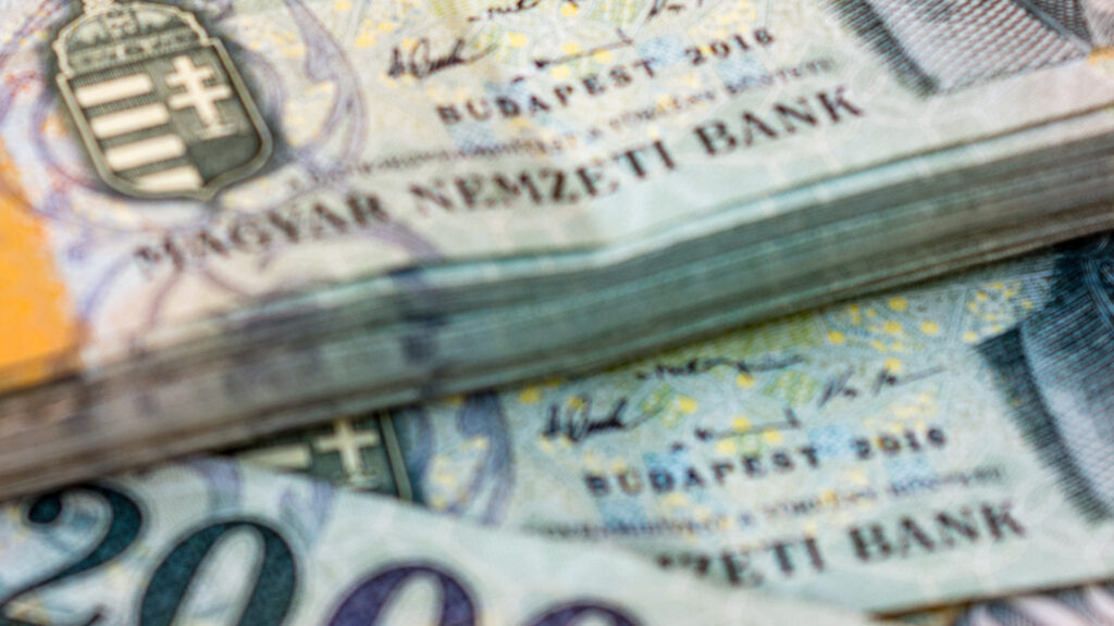 MNB: Drasztikusan csökkent az inflációs előrejelzés, javult a növekedés