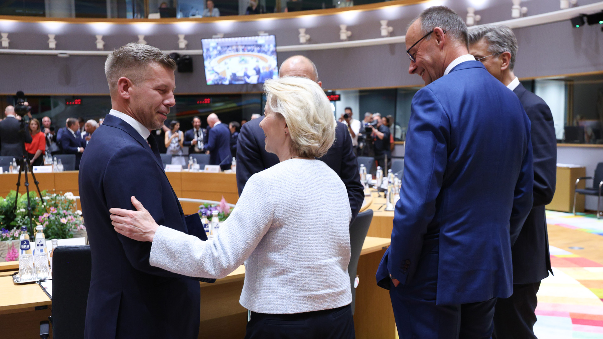 Magyar Péter brüsszeli debütálása: Új irány, de a költségvetés a fő próba