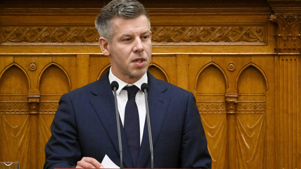 Tisza-kormány: terítéken a vagyonadó, felülvizsgálják a költségvetést