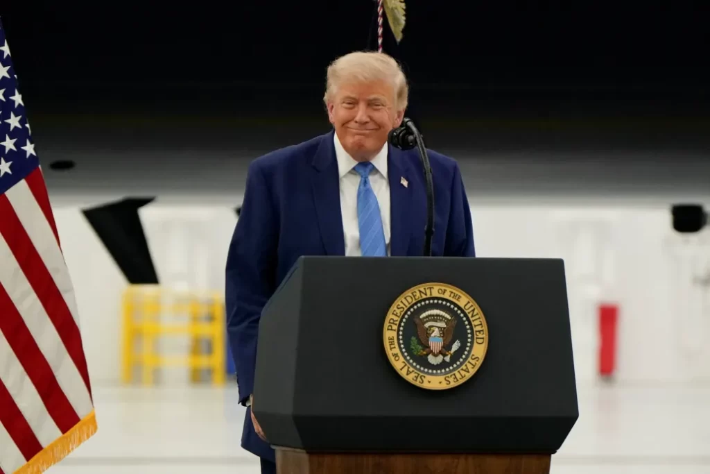 Trump az ICE átnevezését javasolja NICE-ra, szavazást indított