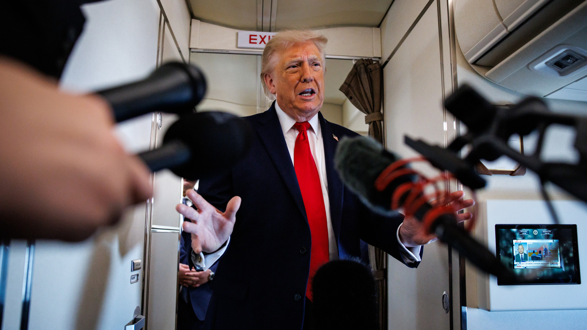 Trump figyelme Ukrajna felé fordul: békekötésre szólított fel a G7-en