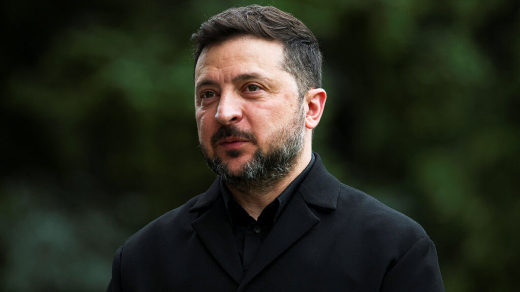 Zelenszkij bírálta Nawrockit, Orbán Viktor neve is felmerült