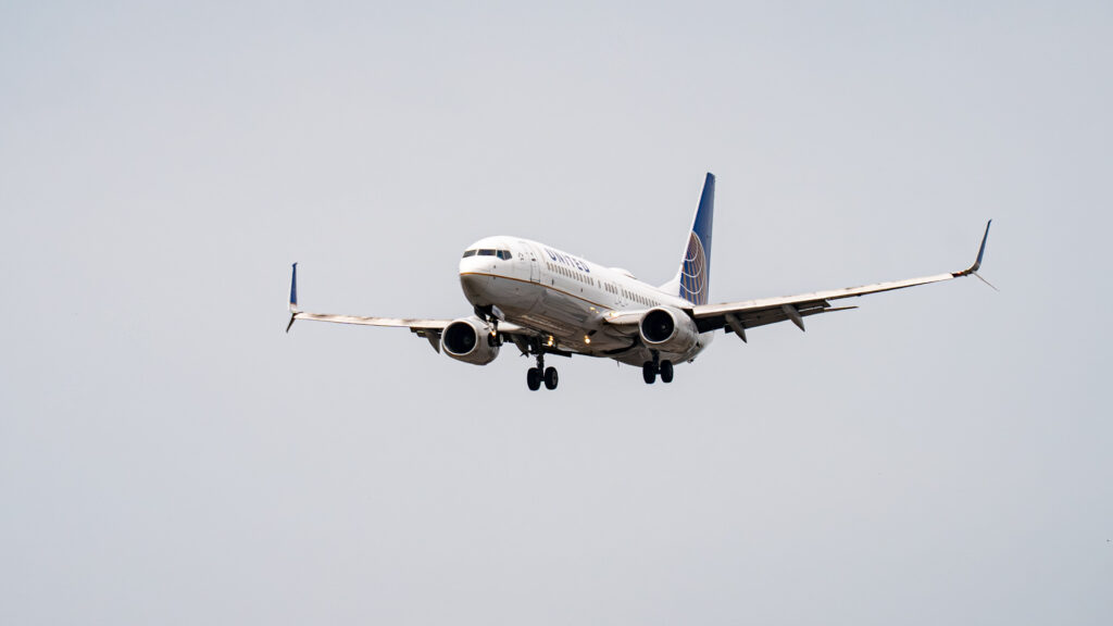Boeing 737-es teherszállító tűnt el a radarokról Pakisztán partjainál
