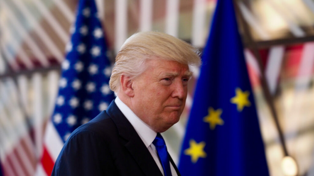USA-Irán feszültség: Trump kemény csapást helyezett kilátásba